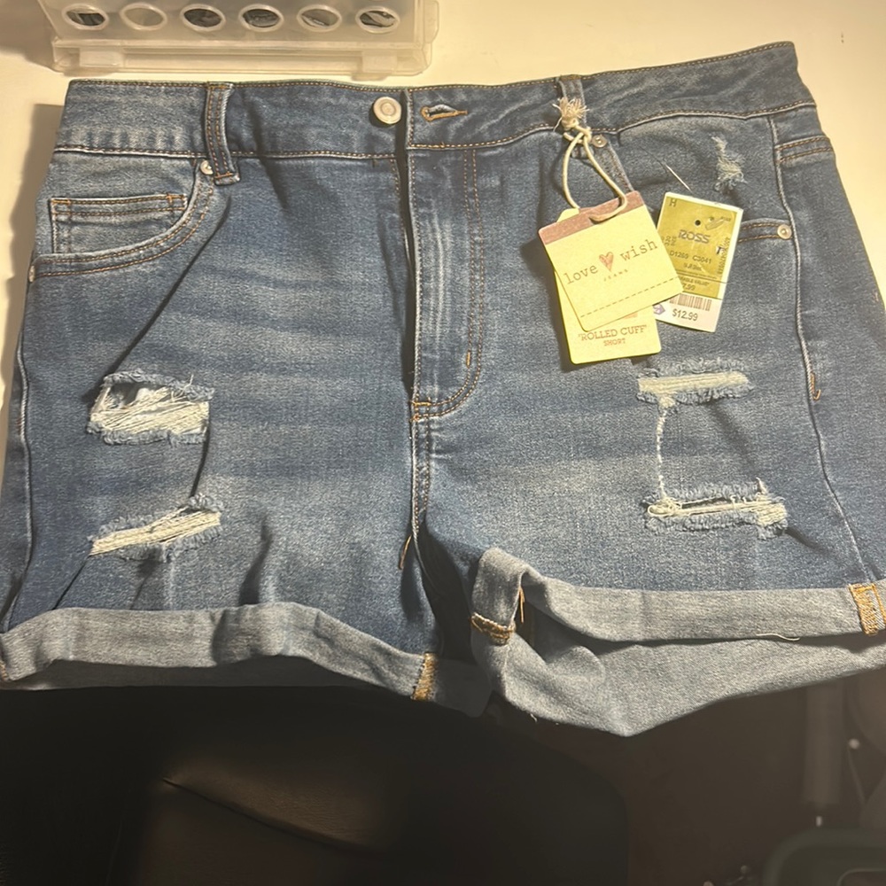 Size XL Jean Shorts Never worn still have the tags on them.